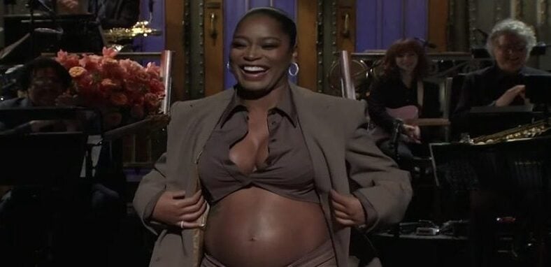 Keke Palmer announces pregnancy during Saturday Night Live