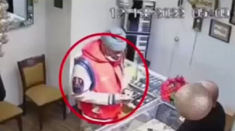 Man runs out of Michigan watch shop with $20000 Rolex