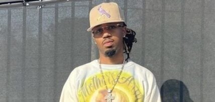 Metro Boomin gifts Atlanta Falcons tickets to single mothers 