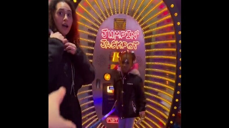 White women mock little Black girl in arcade on TikTok