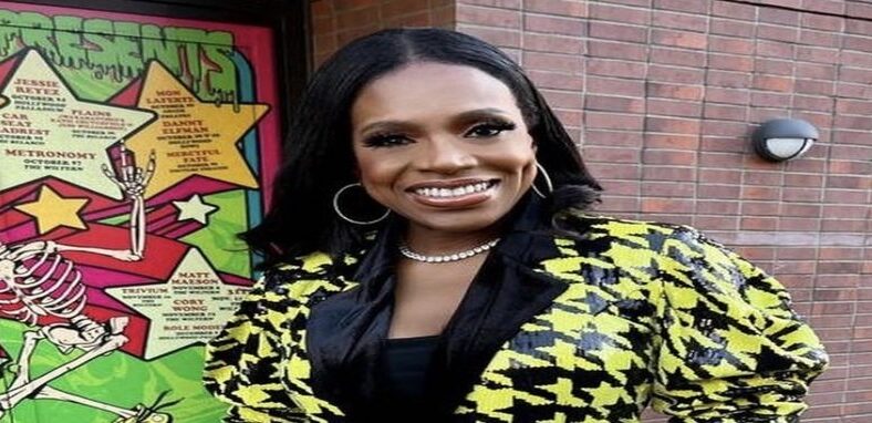 Sheryl Lee Ralph to sign "Lift Every Voice And Sing" at Super Bowl