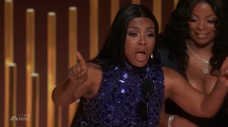 Sheryl Lee Ralph stands by her Kardashian comments