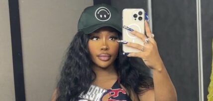 SZA's "Seek & Destroy" goes gold