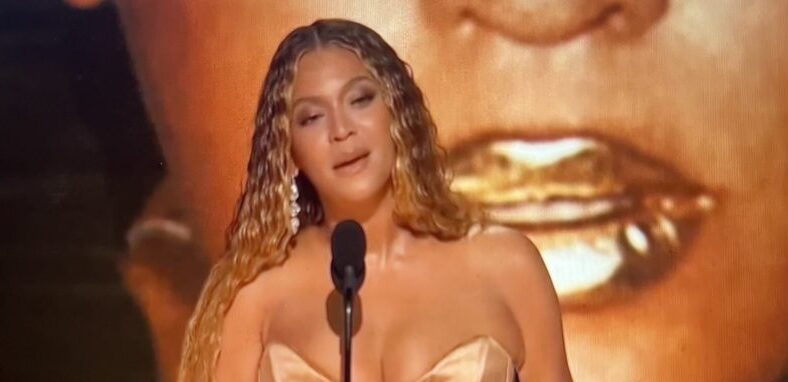 Beyoncé officially has most wins in Grammys history