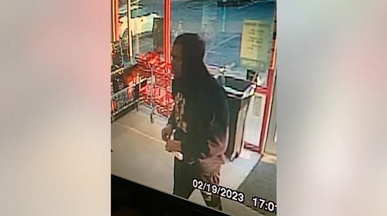 Man meets woman on dating app and kidnaps her