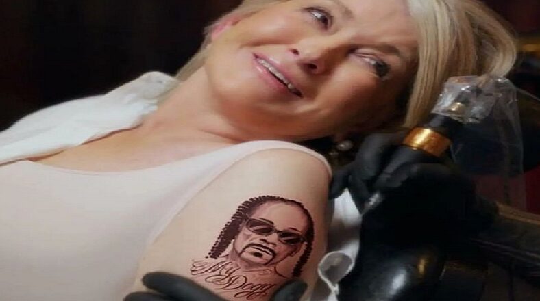 Martha Stewart gets tattoo of Snoop Dogg on her arm