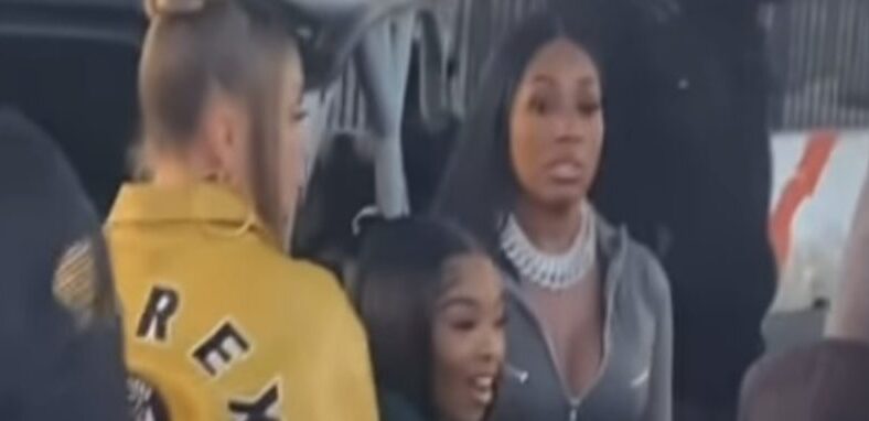 Lola Brooke confirms "Don't Play With It" remix
