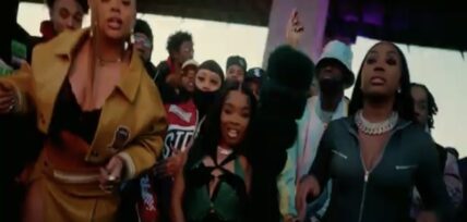 Lola Brooke releases video for "Don't Play With It" remix