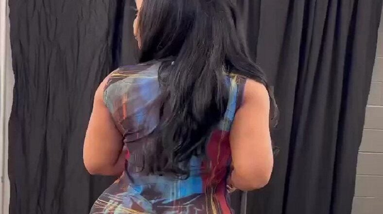 SZA breaks the internet as video of her backside goes viral