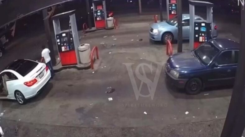 Shootout takes place in Atlanta gas station parking lot