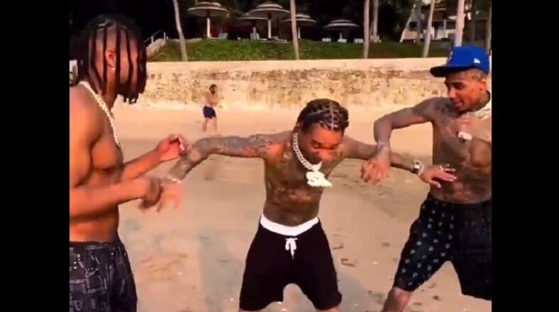 Blueface and DDG have boxing match with Swae Lee as referee