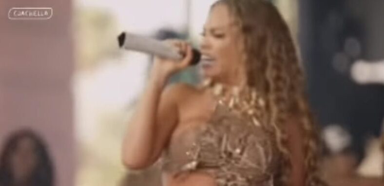 Latto denies photoshopping photo of her Coachella performance