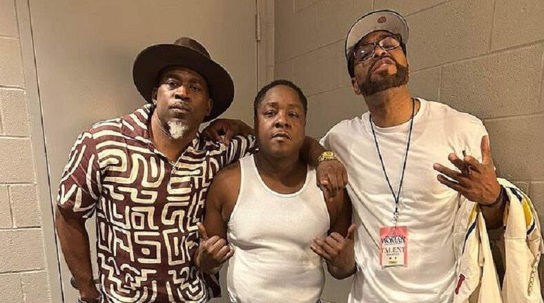 Jadakiss gets clowned by social media over viral photo
