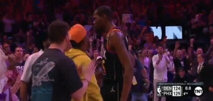 Cam'ron & Mase meet Kevin Durant & Devin Booker after Suns' win