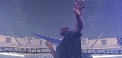Drake reveals Virgil Abloh statue at first tour stop in Chicago