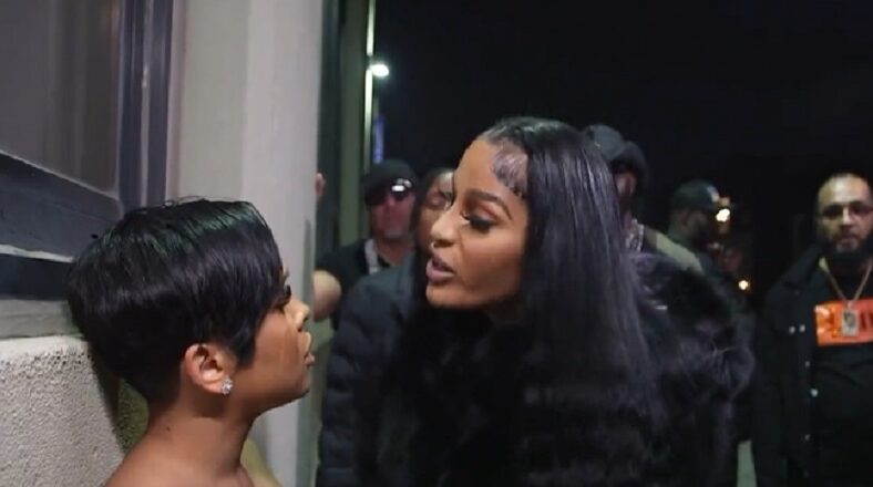 Joseline Hernandez chokes girl in Joseline's Cabaret trailer
