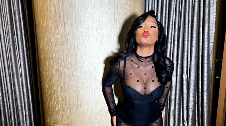 Keke Palmer responds to boyfriend by sharing more pics