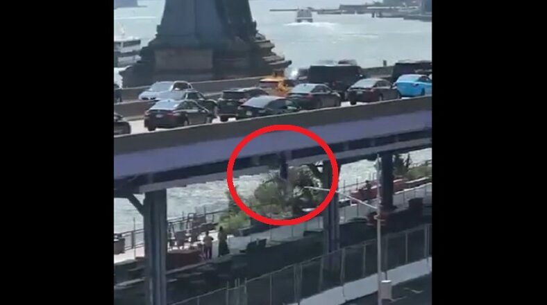 Man jumps off highway bridge after trying to rob Uber driver
