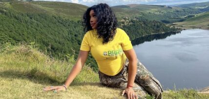 SZA thanks Barack Obama for having "Snooze" in summer playlist