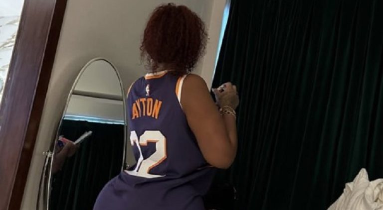 DeAndre Ayton posts woman with large backside wearing his jersey