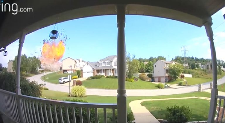 Ring camera captures explosion of neighbor's home in Arizona