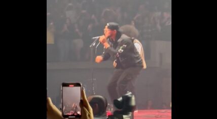 Stephen Curry performs with Paramore at Chase Center