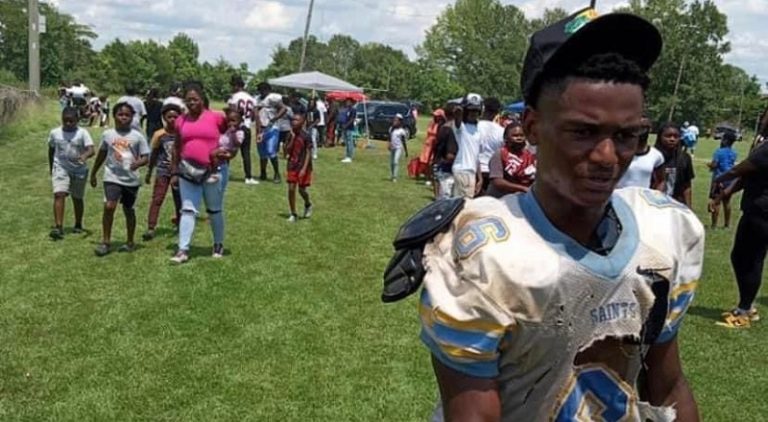 Teen goes viral for dirty torn jersey in first high school football start