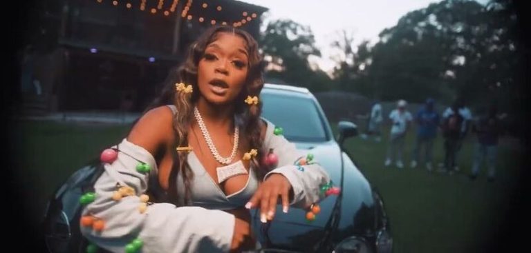 Aleza releases new Juicy J-produced "Back It Up" single
