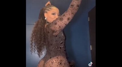 Chloe Bailey shakes her back side on TikTok