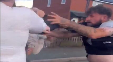 Deranged man beats up five police officers and his neighbors
