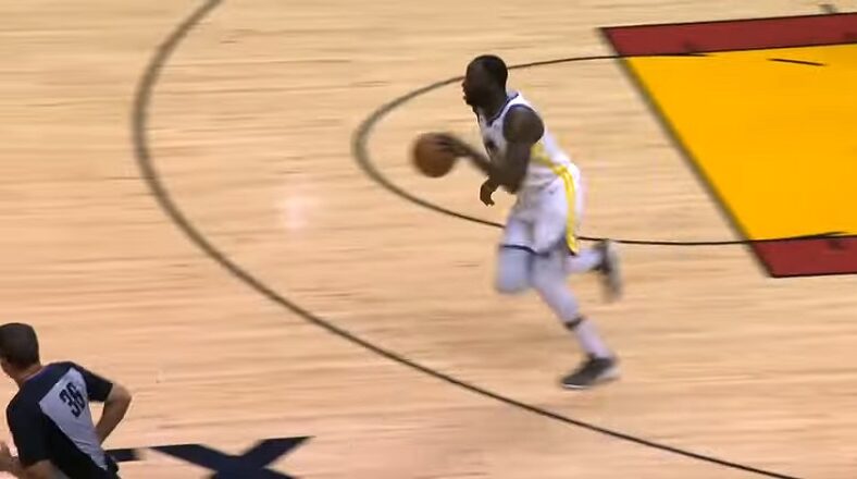 Draymond Green checks fan criticizing him for LeBron friendship
