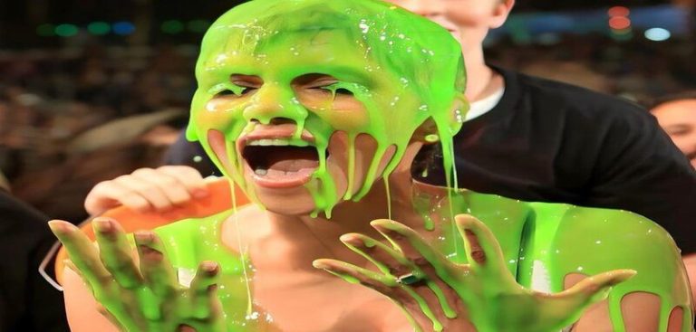 Halle Berry calls out Drake for her photo on "Slime You Out" cover