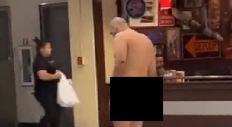 Man arrested for walking naked through Dallas-Fort Worth airport