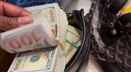 Moneybagg Yo flaunts cash and gives investment advice