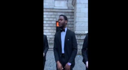 White guys do rendition of Sean Kingston Beautiful Girls
