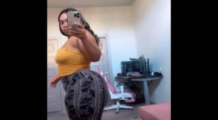 Woman shows her body and asks if people think she's fat