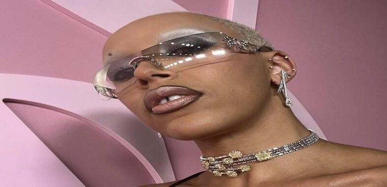 Doja Cat reveals tracklist for "Scarlet" album