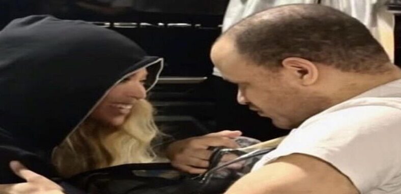 Beyoncé helps disabled fan fly out to concert after missing flight