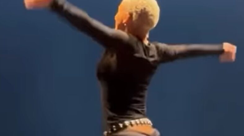Doja Cat gives tutorial on how she shakes her back side