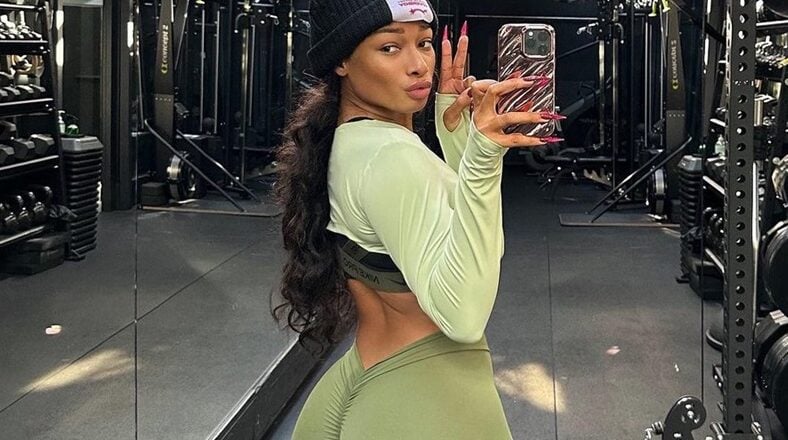 Megan Thee Stallion responds to drama with gym backside pic