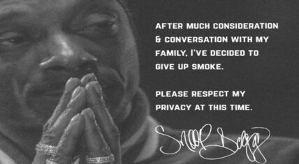 Snoop Dogg says he has decided to give up smoking