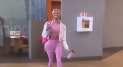 Summer Walker posts friend with botched BBL on her IG Story