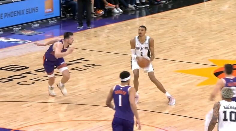 Victor Wembanyama drops 38 points in Spurs win over Suns