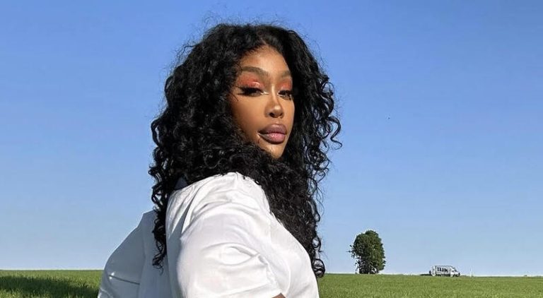 SZA wins Top R&B Album and more, at Billboard Music Awards