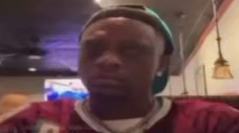Boosie tells the waiter that the restaurant's food is nasty
