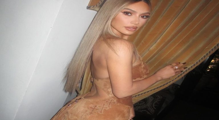 Kim Kardashian trends due to backside being smaller