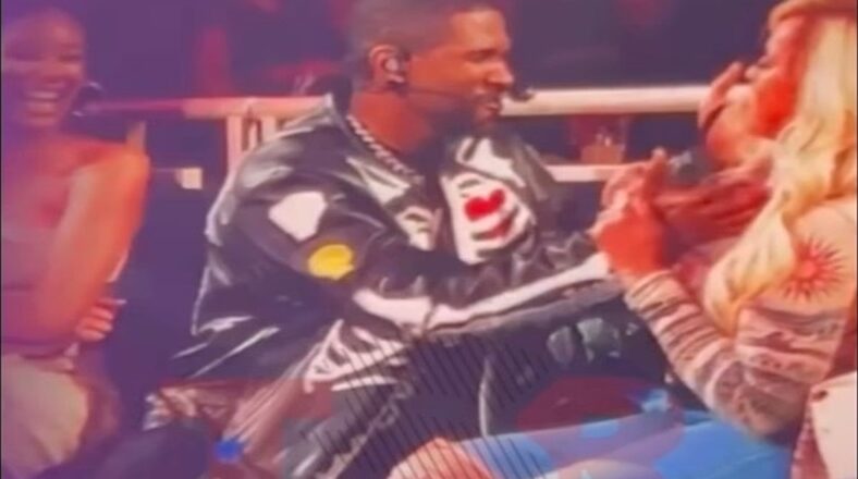 Mary J Blige didn't let Usher touch her when he serenaded her