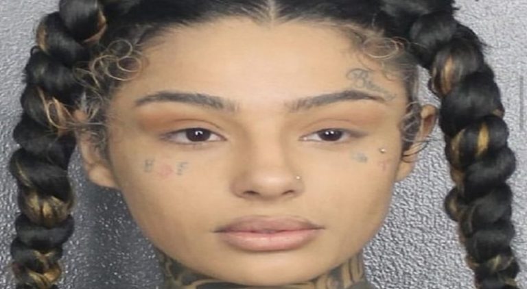 Woman's mugshot went viral as people find her attractive