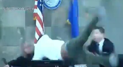 Defendant physically attacks Las Vegas judge during sentencing