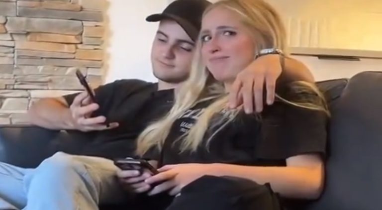 Twin has her sister switch places and sit with her boyfriend